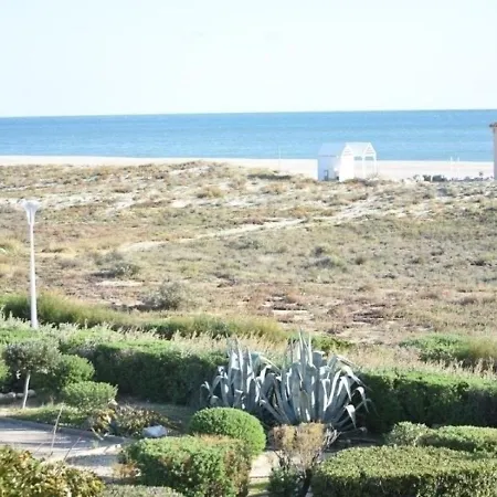 Copacabana 8 *